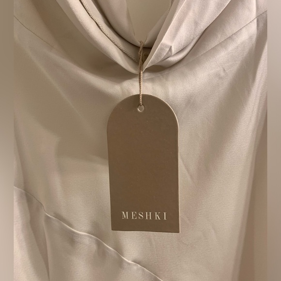 Meshki Nadia Satin Dress - Picture 5 of 6